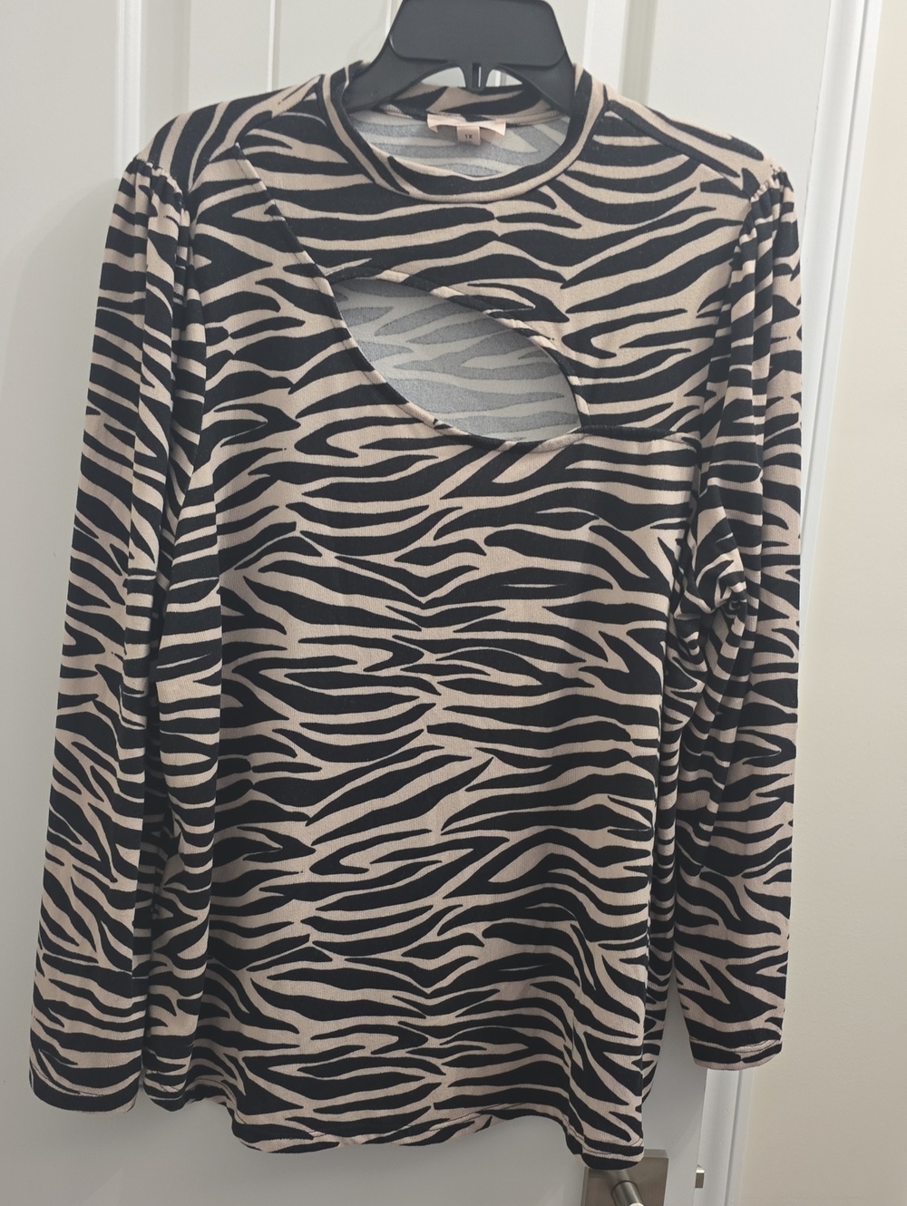 Como Vintage Beige and Black Zebra Cutout Long Sleeve Top